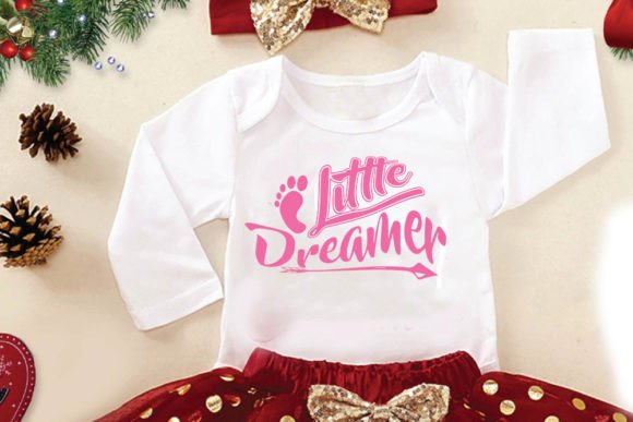 Reviewing the Little Dreamer Baby T-Shirt Design